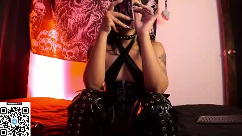 Snapshot of agnes_jones chatting on 11.29.25 agnes_jones online show from 11.29.25