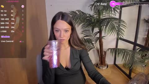 Snapshot of agnes_sky chatting on 12.14.24 Agnes online show from 12.14.24