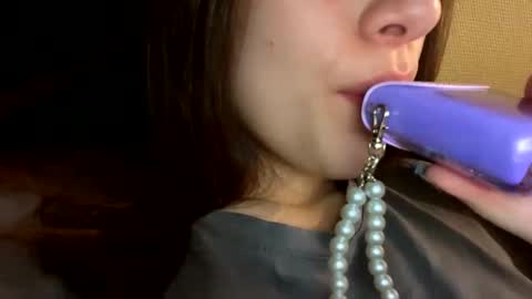 Agnes online show from 11.29.25