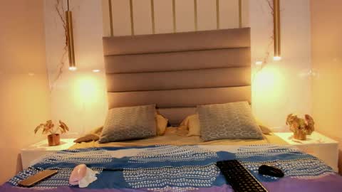 Snapshot of agnesrocuzzo chatting on 10.21.25 agnesrocuzzo online show from 10.21.25