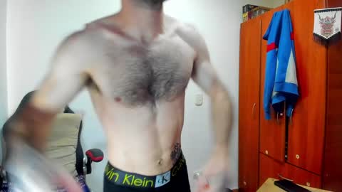 Snapshot of aguslover chatting on 12.05.24 Agustin online show from 12.05.24