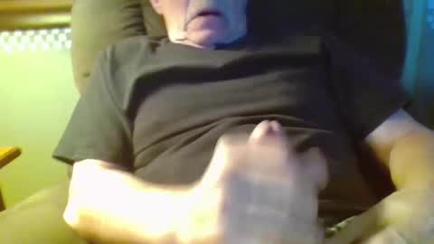 Snapshot of aguynrkfrd chatting on 01.03.25 aguynrkfrd online show from 01.03.25