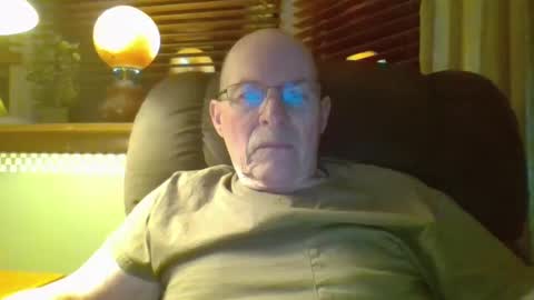 Snapshot of aguynrkfrd chatting on 02.02.25 aguynrkfrd online show from 02.02.25