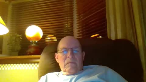 Snapshot of aguynrkfrd chatting on 02.25.25 aguynrkfrd online show from 02.25.25