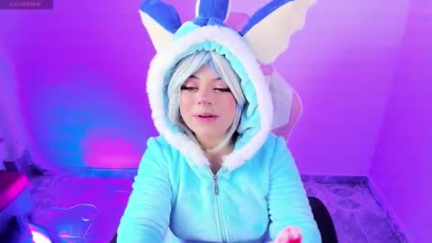 Ahri help me get to 100  online show from 09.22.25