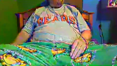 Snapshot of ahrnycumtoy chatting on 01.12.25 hrnycummer online show from 01.12.25