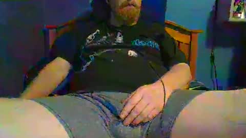 Snapshot of ahrnycumtoy chatting on 02.19.25 hrnycummer online show from 02.19.25