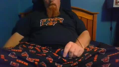 Snapshot of ahrnycumtoy chatting on 09.10.25 hrnycummer online show from 09.10.25