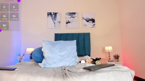 Ahvi Ebony online show from 12.14.24