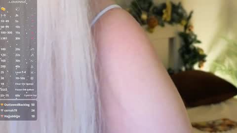 Snapshot of ai_kiyoko chatting on 12.08.24 Lexi online show from 12.08.24