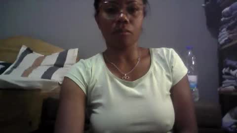 Aicha boobs online show from 10.01.25