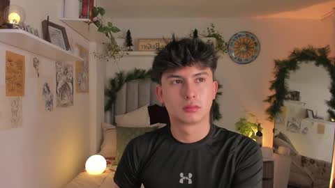 A H  online show from 11.23.25