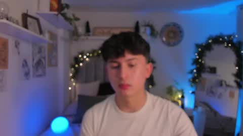 A H  online show from 12.03.25