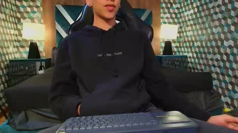 aiden_royce online show from 09.14.25