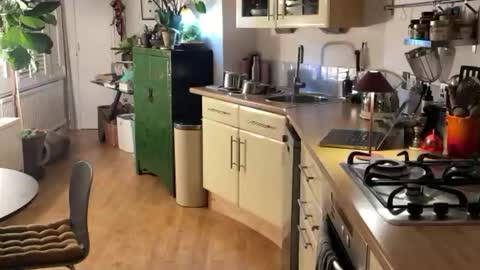 Spicyla online show from 10.31.25