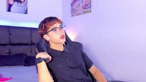 Aiden  online show from 10.08.25