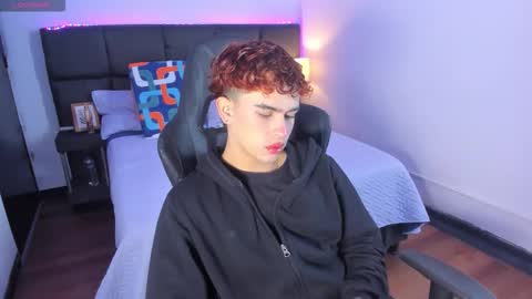 Aiden  online show from 11.18.25