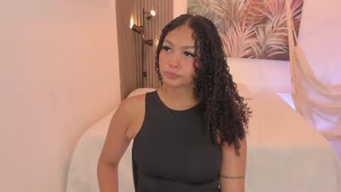 Snapshot of ailann_ chatting on 05.20.26 Alisson online show from 05.20.26