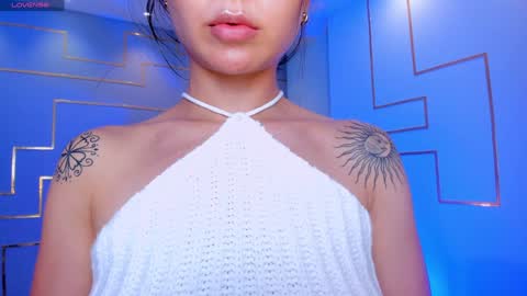 Snapshot of aileenvega chatting on 01.20.25 AILEEN VEGA online show from 01.20.25