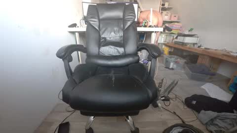 Snapshot of aimkey187 chatting on 01.16.26 sL4ve187 online show from 01.16.26