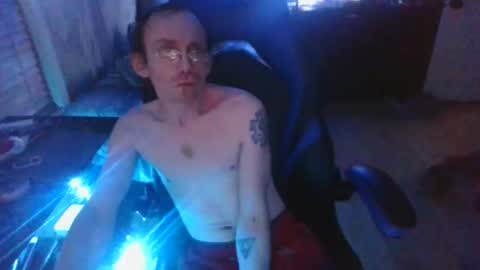 aimz2submit online show from 12.15.25
