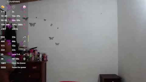 AINARA  LIZ online show from 10.23.25