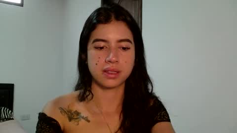 J  online show from 09.11.25