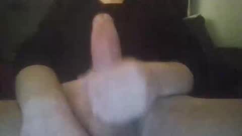 Snapshot of ainznico chatting on 12.04.25 ainznico online show from 12.04.25