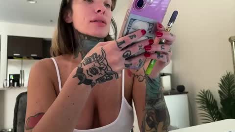 Snapshot of airgeadx chatting on 09.20.25 Airgead online show from 09.20.25