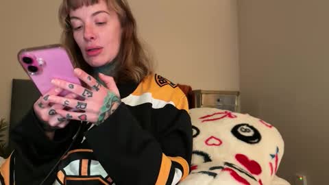 Snapshot of airgeadx chatting on 01.10.26 Airgead online show from 01.10.26