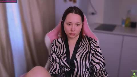 Snapshot of airyhill chatting on 02.19.26 airyhill online show from 02.19.26