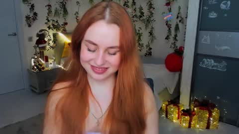 Snapshot of airysilhouette chatting on 01.11.26 Louise online show from 01.11.26