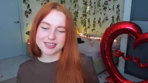 Snapshot of airysilhouette chatting on 02.14.26 Louise online show from 02.14.26