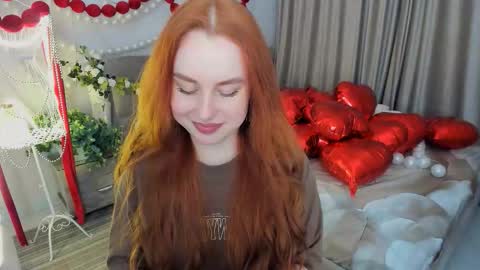 Snapshot of airysilhouette chatting on 02.15.26 Louise online show from 02.15.26