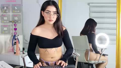 aisha_calloway online show from 11.19.25