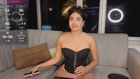 Snapshot of aisha_es chatting on 05.24.26 Aisha online show from 05.24.26