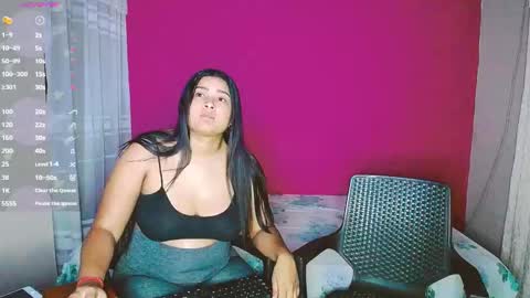 Snapshot of aisha_stacey0410 chatting on 02.18.25 aisha_stacey0410 online show from 02.18.25