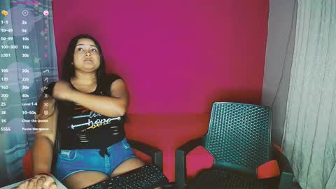 Snapshot of aisha_stacey0410 chatting on 03.05.25 aisha_stacey0410 online show from 03.05.25