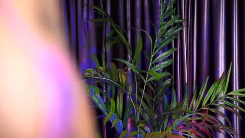 Lora online show from 12.30.24