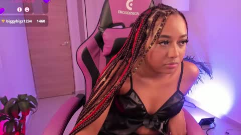 Snapshot of aisharose_ chatting on 01.23.25 Aisha online show from 01.23.25