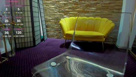 Aisha online show from 10.14.25