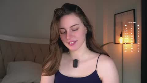 Snapshot of aislyfarran chatting on 07.24.26 Aliza online show from 07.24.26