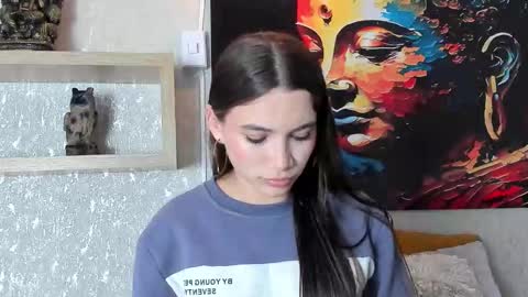 little aitana  online show from 02.06.26