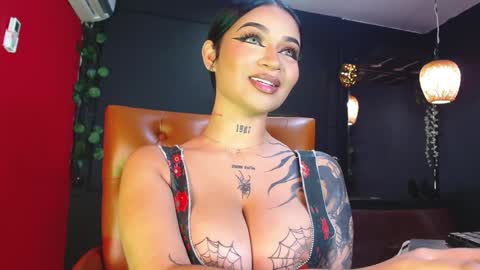 Ahitana Russ online show from 02.08.25