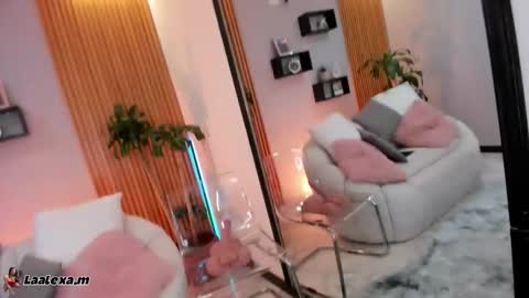 Snapshot of aixa_charless chatting on 02.18.26 Aixa online show from 02.18.26