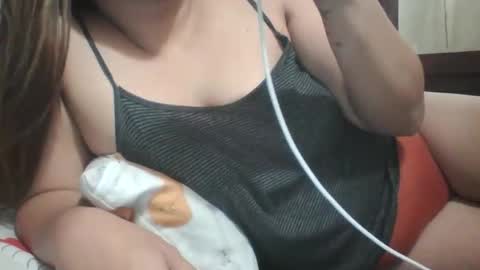 aiza019 online show from 11.13.25