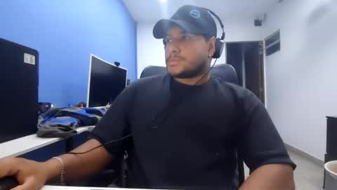 Esteban online show from 12.03.25