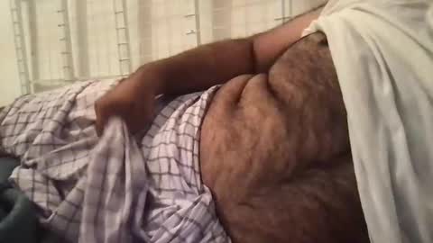 Snapshot of ajeeb_najeeb chatting on 12.18.25 BigHairyGuy online show from 12.18.25