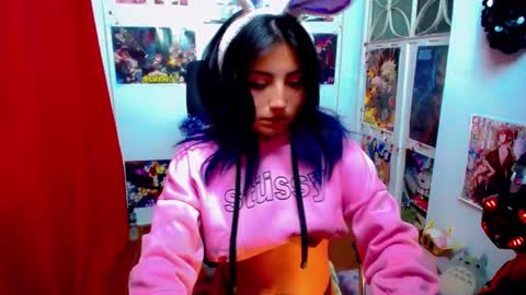 Akai Kraz  online show from 01.23.25