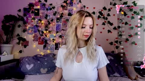 Akari online show from 04.11.26